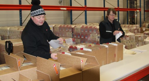 Bara adresseringen är ett jättejobb med rätt varor till rätt kund.