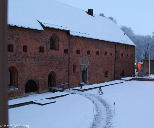 Här ligger Kungssalen till vänster från vårt fönster