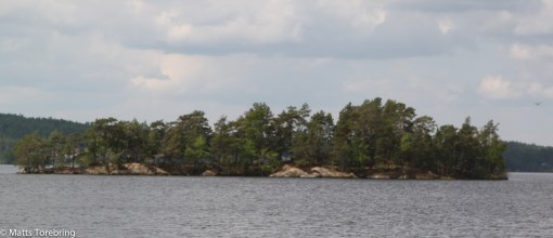 Denna ön heter Kalsö