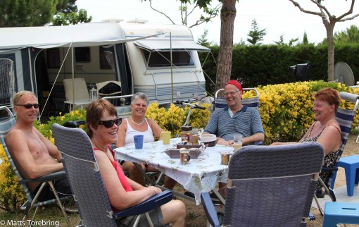 Vi hade just satt oss ned och börja dricka förmiddagskaffe när Göran kom ned till oss