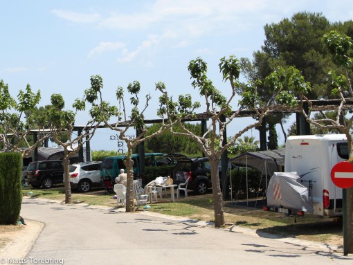 Här en bild från deras gata, bara ett litet stycke från oss