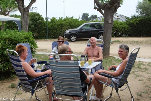 Efter doppet i havet blev vi bjudna på fika hos Kerstin & Tobbe