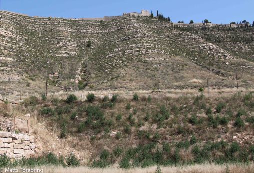 Återigen berg och ödemark.