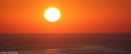 På några få minuter händer detta