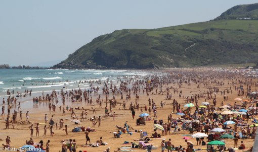 Högst däruppe på branten står Bobilen.