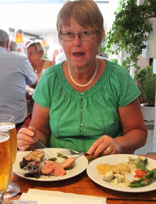 Stämningen, så mycket folk och all den goda maten