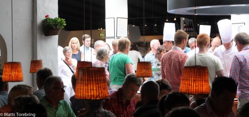 Du kan backa hur många gånger som helst, här backar Birgitta