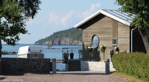 Jag smög fram emot huset och fotade...