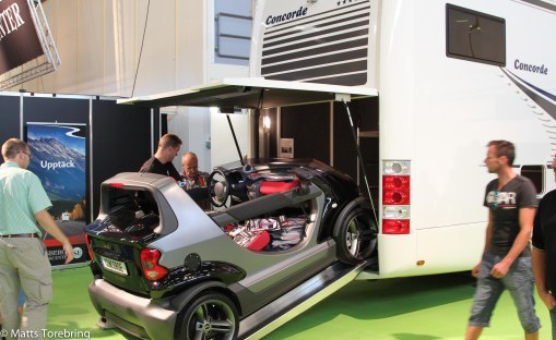 Jag tror jag hellre tar med en röd Fiat 500 Cab på ett släp.