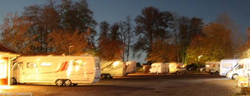 Vi står ett tio- tal Bobilar på ställplatsen.