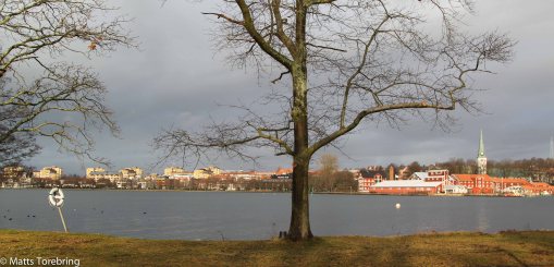 Vi vaknar till ömsom sol och moln