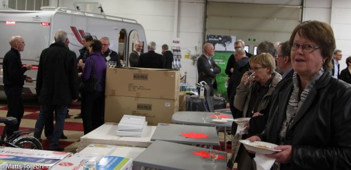 Vi blev bjudna på mingel