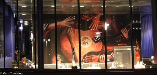 Glasbaren på hotellet