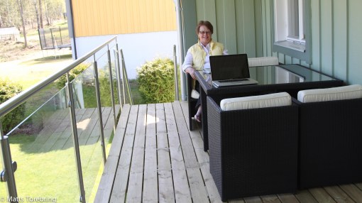 Möblerna har kunnat stå ute hela vinter under taket