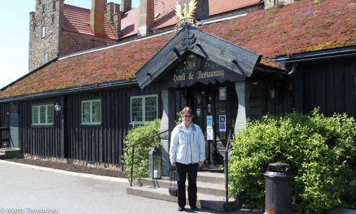 Nu skall vi äta Travel Lunch på Gyllene Utterns Wärdshus.