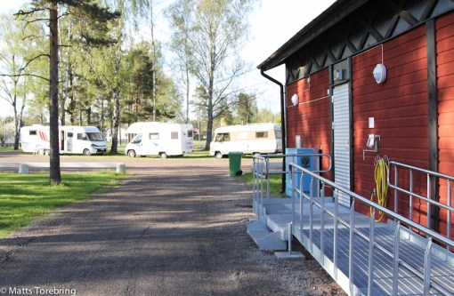 Få har denna typ av välordnad toalettbyggnad