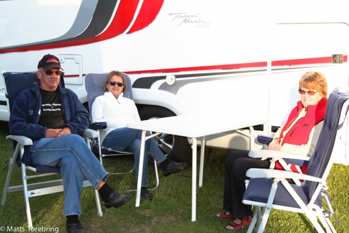 Lite små kallt ute men värmen från vännerna höll oss varma