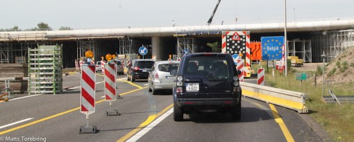 Vägarbeten och långa köer är vardagsmat.