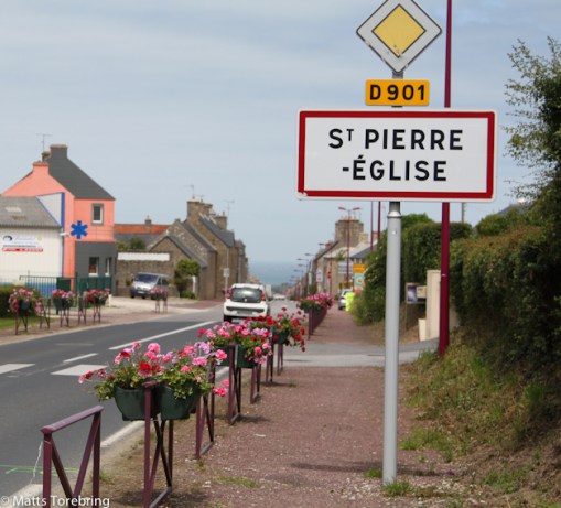 Målet för dagen var St. Pierre Englese, där vi visste att det fanns en stor Food Market