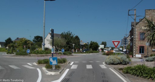 Vi passerar rondell efter rondell