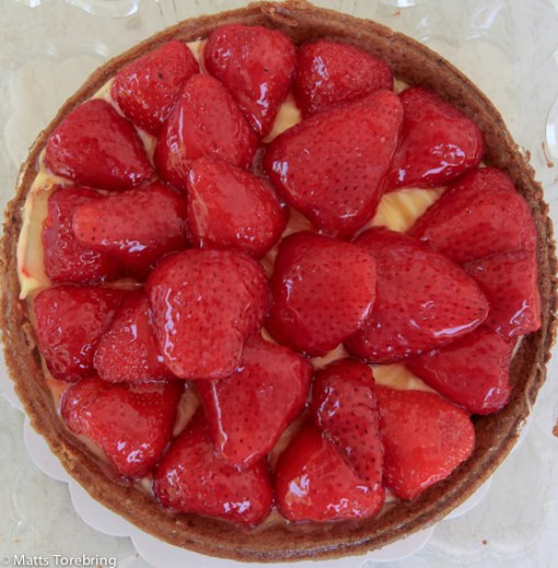 Endast 5,40 € för denna stora jordgubbstårta