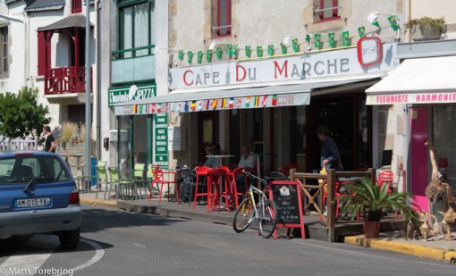 Här hängde det på cm att vi kom fram med husbilen igår