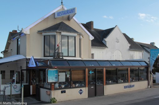Restaurang Le Neptuni, ganska nära campingen och alldeles vid havet