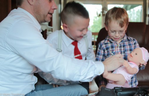 Nellys nya "kissdocka" var nog roligast