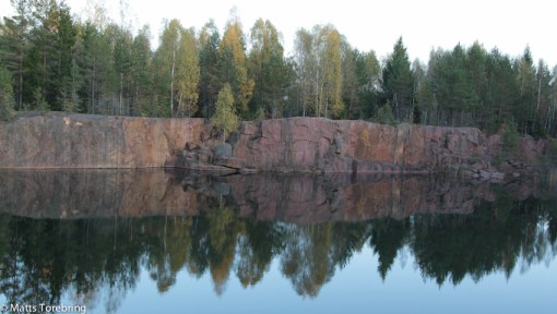 Delar av ett stenbrott kan se vackert ut