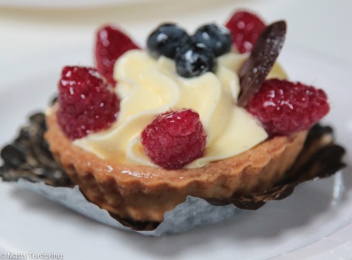 Vi handlade våra cykelväskor fulla med godsaker