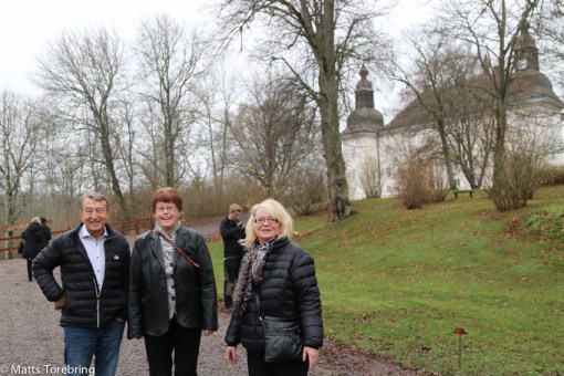 Vi har anlänt till Ekenäs Slotts Julmarknad.