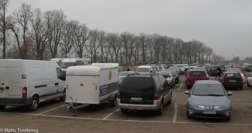 Vid lunch var det lång kö in till julmarknaden
