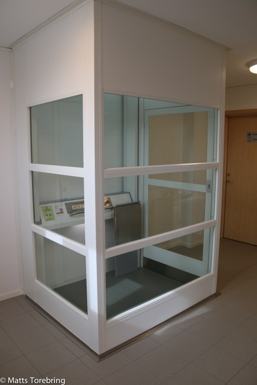 Hiss till hygienutrymmen på andra våningen