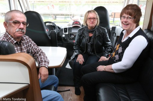 Lennart & Irene är på väg hem och kommer och hälsar på oss