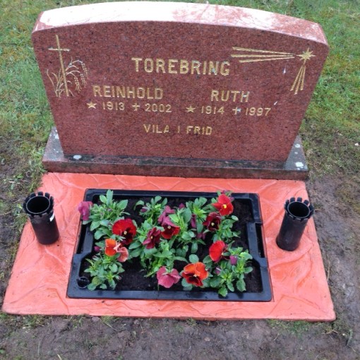 Självvattnande gravvård