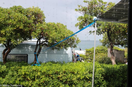 Mot norr, på andra sidan husbilen skiner solen