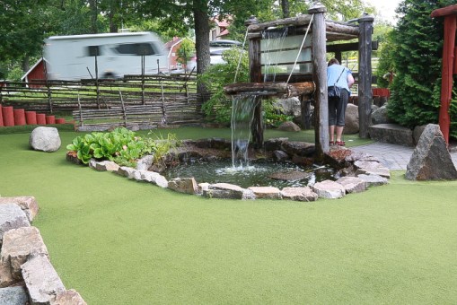 Vänhems Minigolfbara