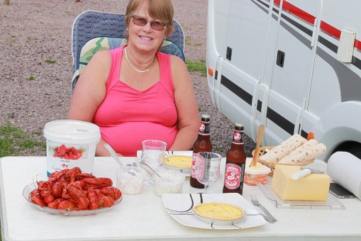 Vi njöt av Carléns fantastiskt goda kräftor