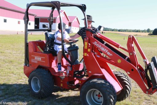Linus fick en egen maskin att köra
