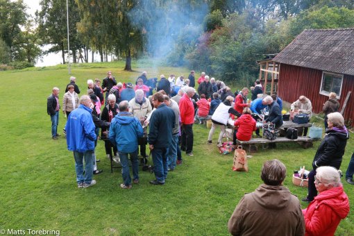 Traditionell korvgrillning fredag kväll